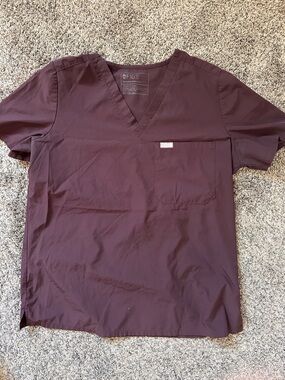 Figs Scrub Top